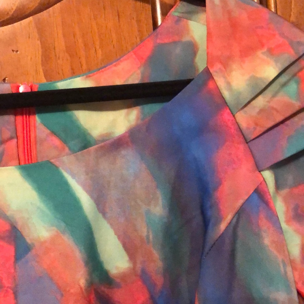 Dress - Picture 4 of 8